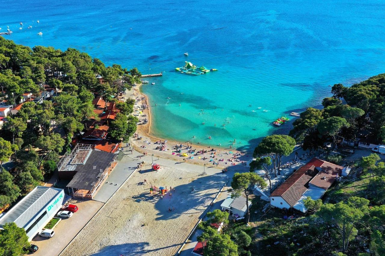 Mobile Home Saky, Biograd Na Moru Zewnętrze zdjęcie