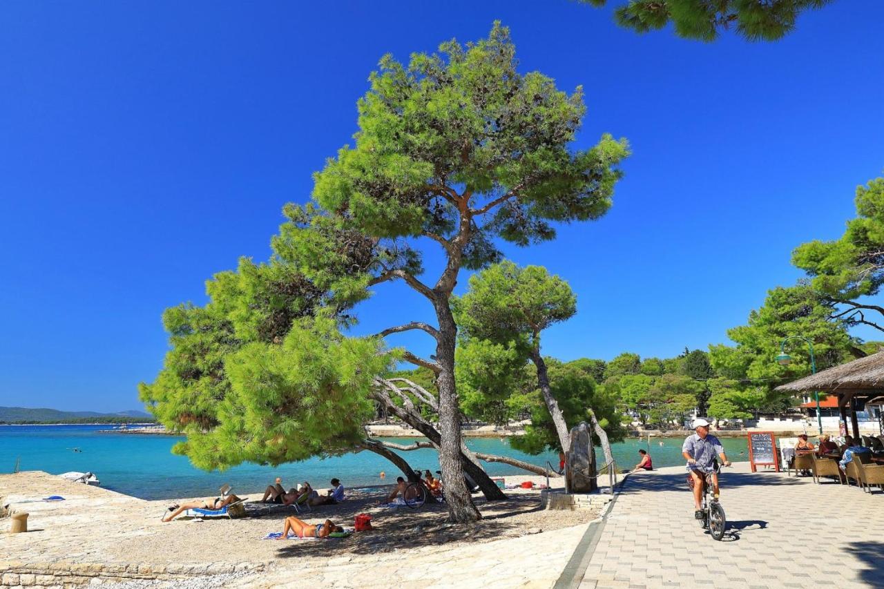 Mobile Home Saky, Biograd Na Moru Zewnętrze zdjęcie