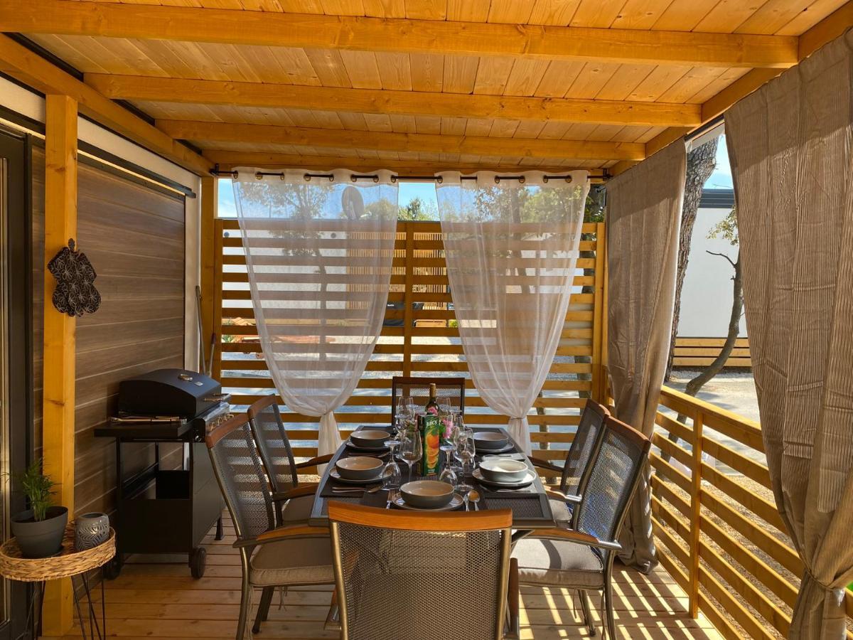 Mobile Home Saky, Biograd Na Moru Zewnętrze zdjęcie