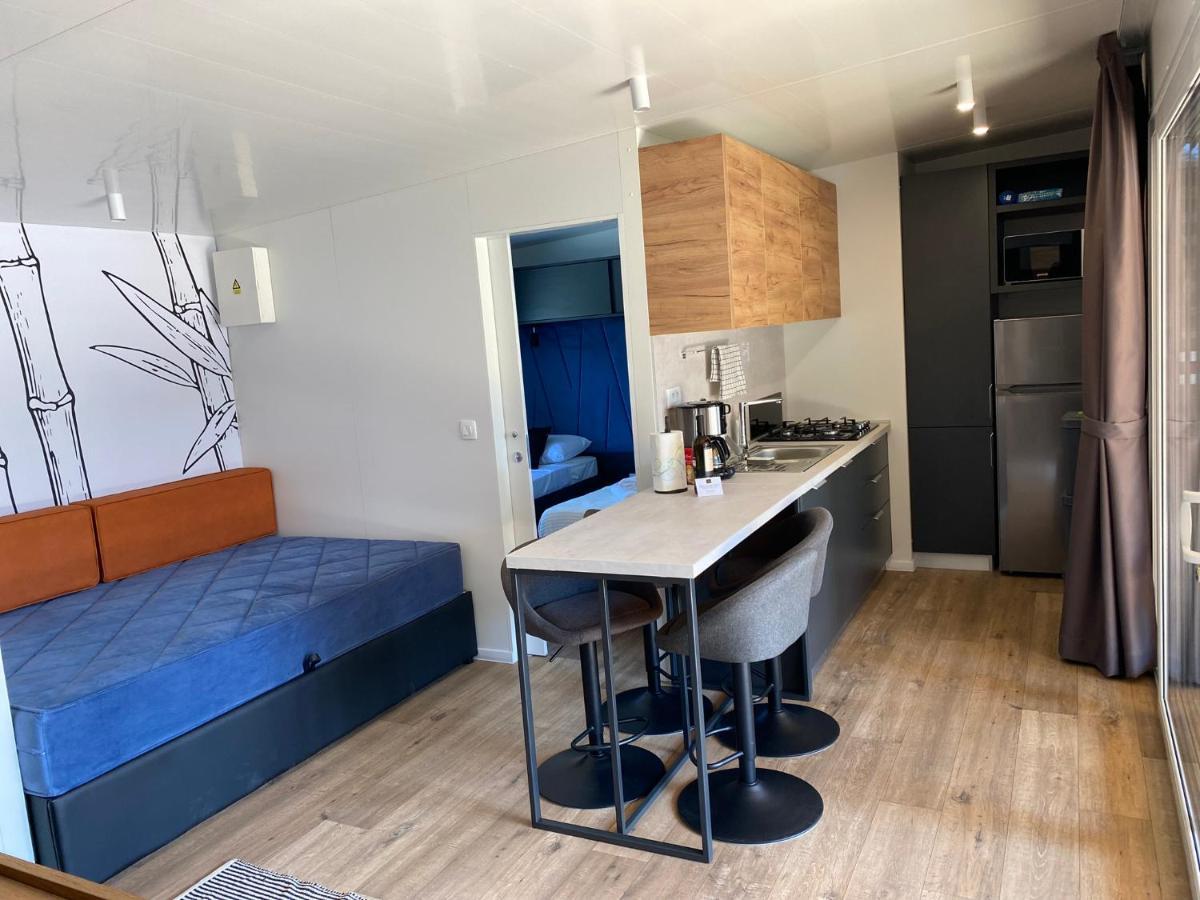 Mobile Home Saky, Biograd Na Moru Zewnętrze zdjęcie